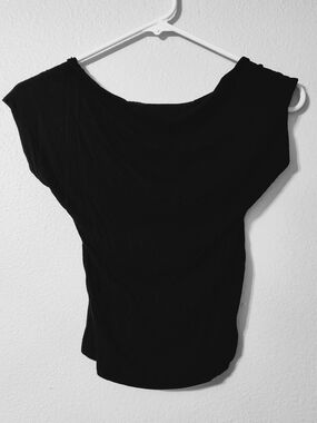 SHEIN Black Boatneck Short Sleeve Top